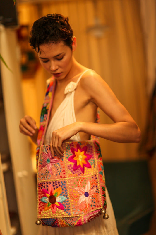 JAIDEE EMBROIDERED PATCHWORK BAG - MOMO STUDIO BERLIN - Berlin Concept Store - sustainable & ethical fashion