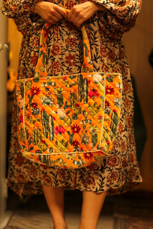 KALI VELVET BAG CACTUS ORANGE M - MOMO STUDIO BERLIN - Berlin Concept Store - sustainable & ethical fashion