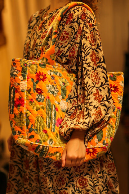 KALI VELVET BAG CACTUS ORANGE M - MOMO STUDIO BERLIN - Berlin Concept Store - sustainable & ethical fashion