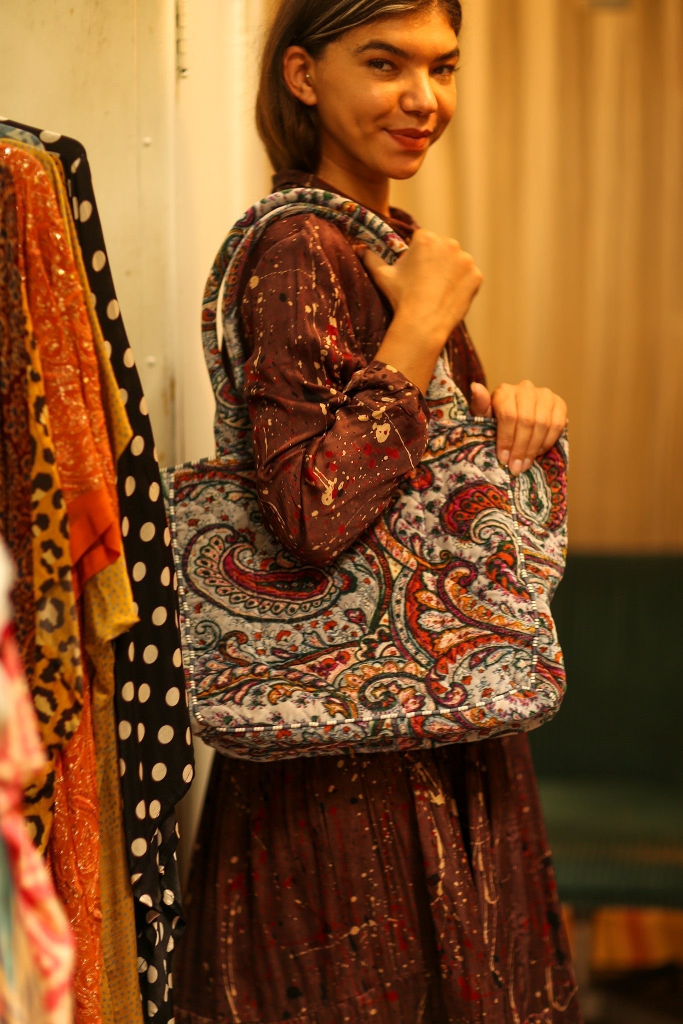 KALI VELVET BAG ICE PAISLEY M - MOMO STUDIO BERLIN - Berlin Concept Store - sustainable & ethical fashion