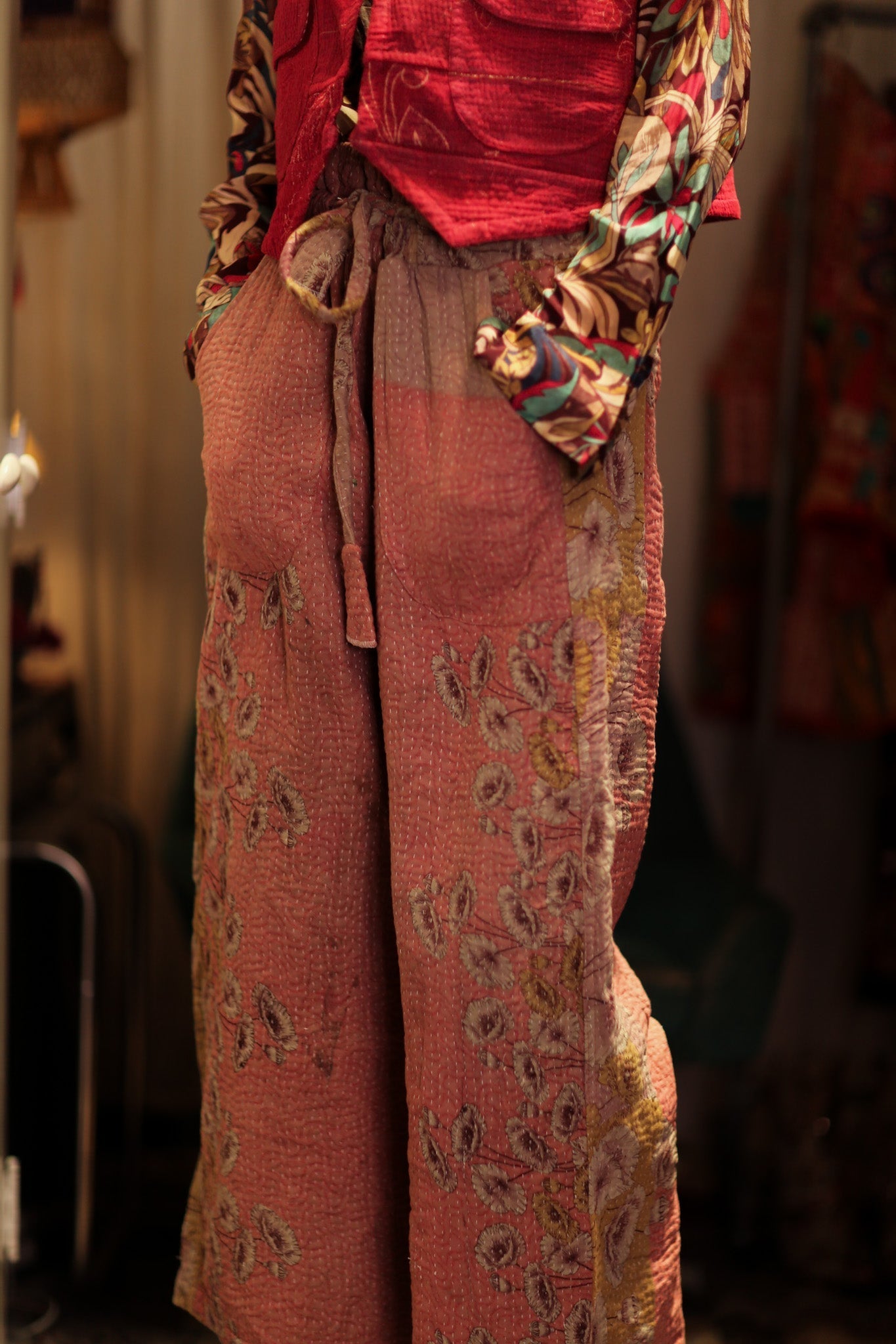 LENA KANTHA TROUSERS STRAWBERRY - MOMO STUDIO BERLIN - Berlin Concept Store - sustainable & ethical fashion