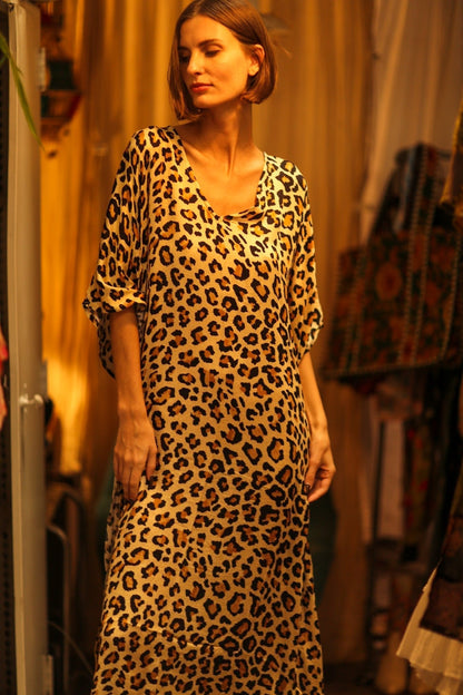 LEO PRINT SILK KAFTAN FRANKA - MOMO STUDIO BERLIN - Berlin Concept Store - sustainable & ethical fashion