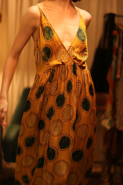 LILY SILK DRESS MUSTARD YO - YO - MOMO STUDIO BERLIN - Berlin Concept Store - sustainable & ethical fashion
