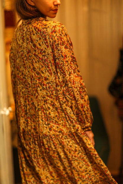 LOA SILK BUTTONED DRESS MARIPOSA YELLOW - MOMO STUDIO BERLIN - Berlin Concept Store - sustainable & ethical fashion