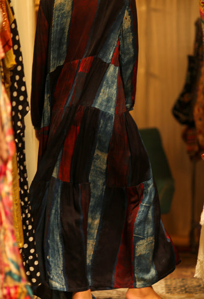 LOA SILK DRESS BLUE BLOCKS - MOMO STUDIO BERLIN - Berlin Concept Store - sustainable & ethical fashion