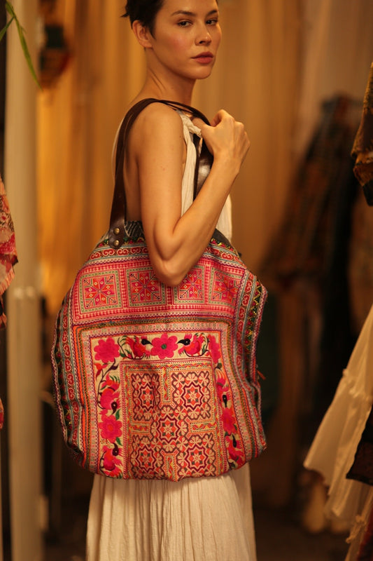 MALIK EMBROIDERED PATCHWORK BAG - MOMO STUDIO BERLIN - Berlin Concept Store - sustainable & ethical fashion
