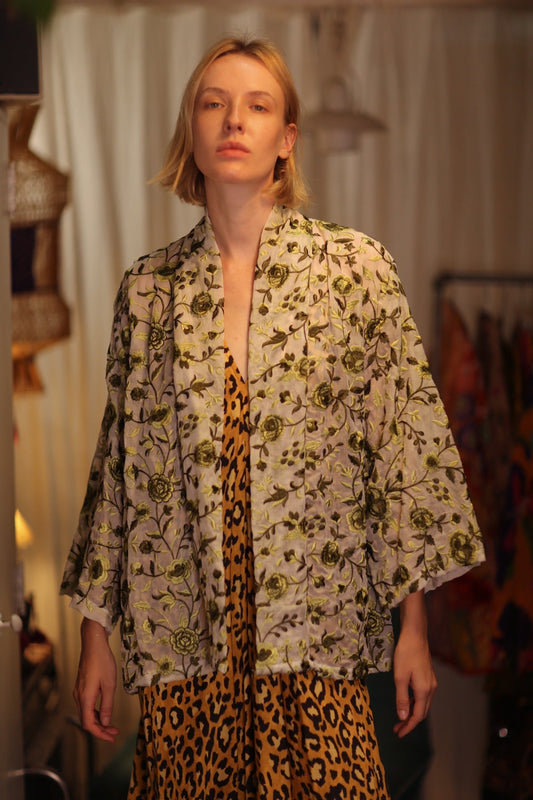 MINTY EMBROIDERED SHORT KIMONO GREEN BOUQUET - MOMO STUDIO BERLIN - Berlin Concept Store - sustainable & ethical fashion