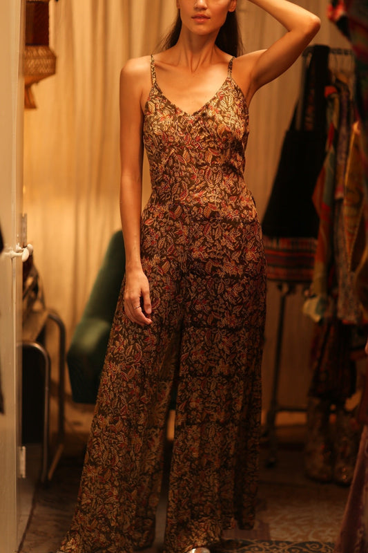 NEIS SILK JUMPSUIT CARNIVORE BROWN - MOMO STUDIO BERLIN - Berlin Concept Store - sustainable & ethical fashion
