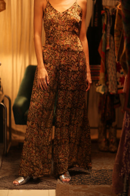 NEIS SILK JUMPSUIT CARNIVORE BROWN - MOMO STUDIO BERLIN - Berlin Concept Store - sustainable & ethical fashion