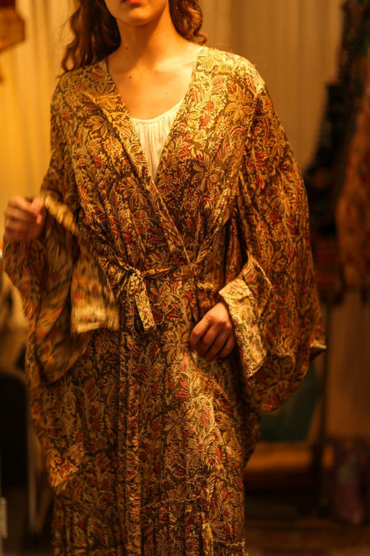 PINA SILK KIMONO GARDEN OLIVE GREEN - MOMO STUDIO BERLIN - Berlin Concept Store - sustainable & ethical fashion