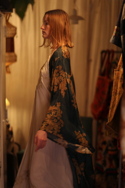 PINA SILK KIMONO GOLDEN BOUQUET - MOMO STUDIO BERLIN - Berlin Concept Store - sustainable & ethical fashion