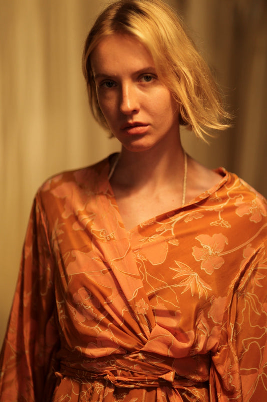 PINA SILK KIMONO ORANGE FLOWER - MOMO STUDIO BERLIN - Berlin Concept Store - sustainable & ethical fashion