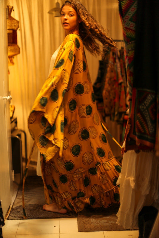 PINA SILK KIMONO YELLOW CIRCLE - MOMO STUDIO BERLIN - Berlin Concept Store - sustainable & ethical fashion