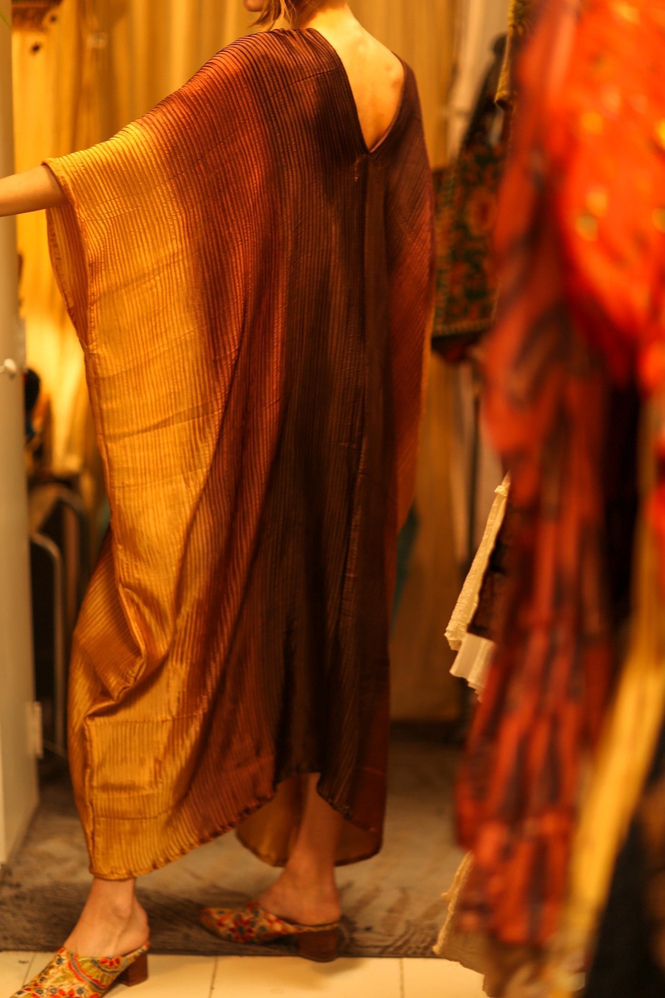 PLEATED SUNSET KAFTAN - MOMO STUDIO BERLIN - Berlin Concept Store - sustainable & ethical fashion
