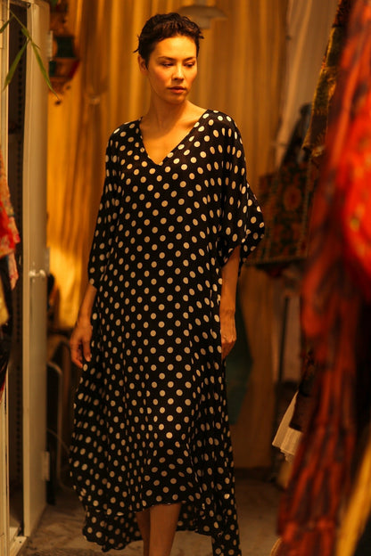 POLKA DOT SILK KAFTAN LUYA - MOMO STUDIO BERLIN - Berlin Concept Store - sustainable & ethical fashion