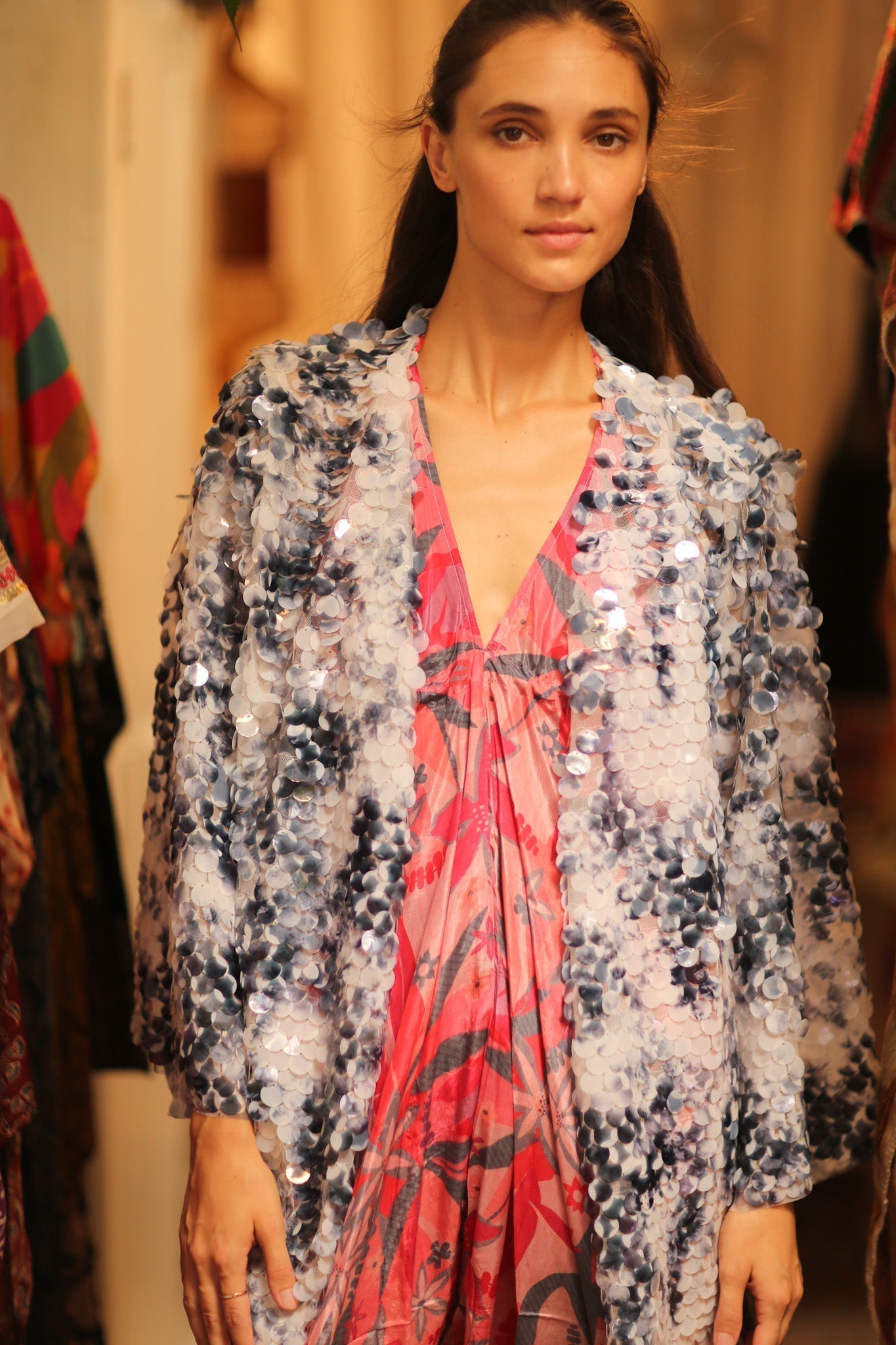 SEQUIN EMBROIDERED SHORT GLITTER KIMONO OLIVES - MOMO STUDIO BERLIN - Berlin Concept Store - sustainable & ethical fashion