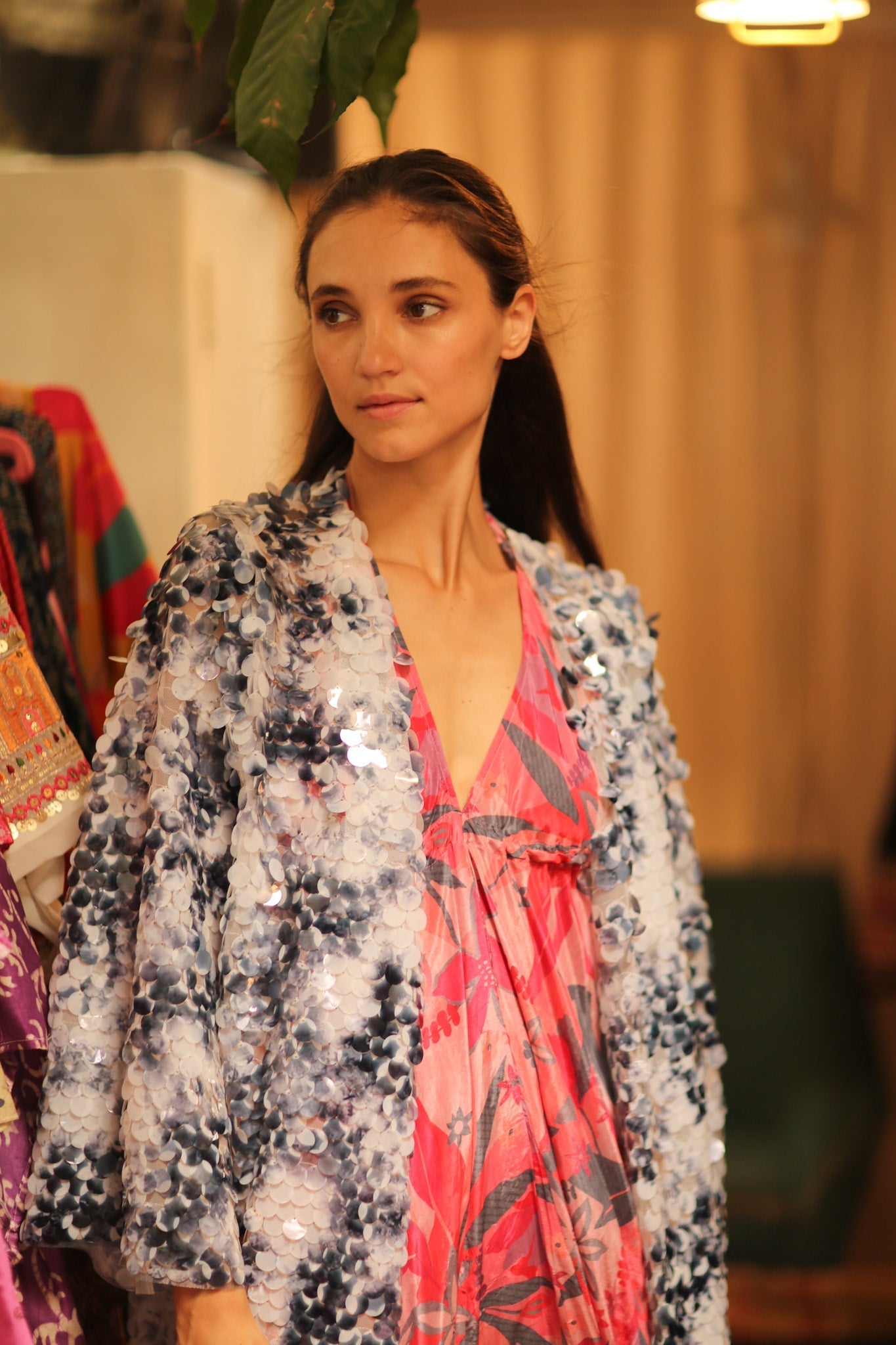 SEQUIN EMBROIDERED SHORT GLITTER KIMONO OLIVES - MOMO STUDIO BERLIN - Berlin Concept Store - sustainable & ethical fashion