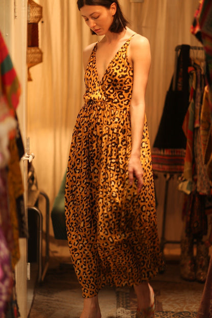 SILK DRESS LILY LEO PRINT DARK - MOMO STUDIO BERLIN - Berlin Concept Store - sustainable & ethical fashion