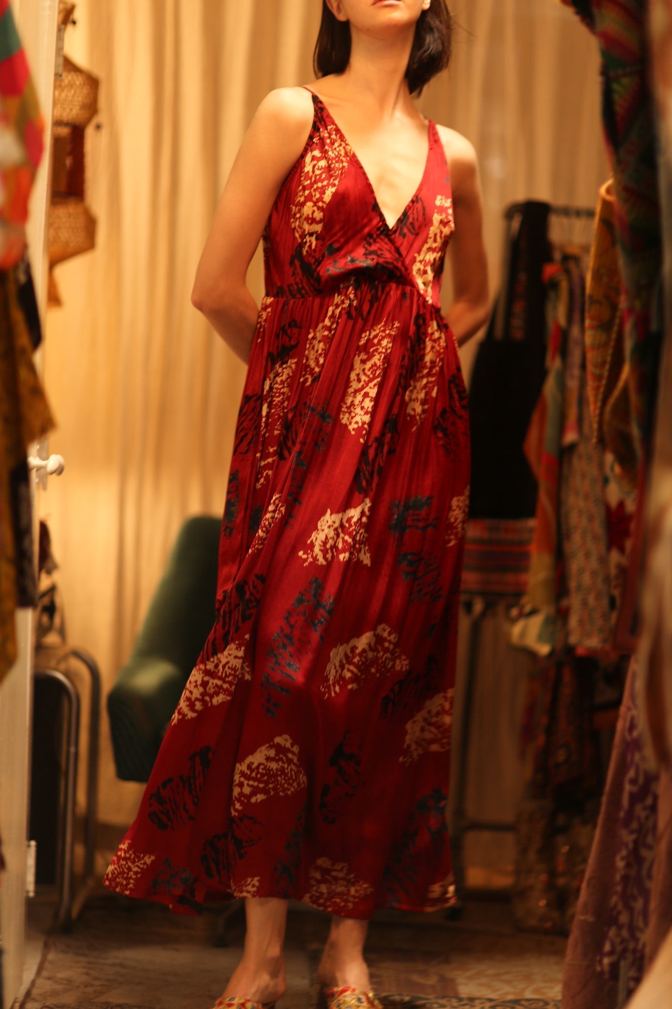 SILK DRESS LILY RED PAINTERS EDIT - MOMO STUDIO BERLIN - Berlin Concept Store - sustainable & ethical fashion