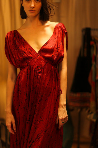 SILK DRESS VICTORIA RED PAINTER - MOMO STUDIO BERLIN - Berlin Concept Store - sustainable & ethical fashion