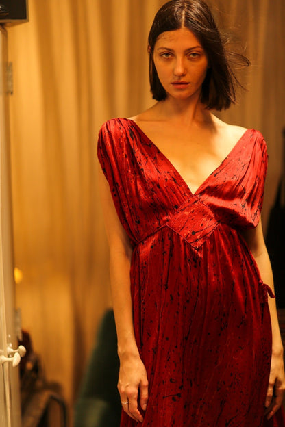 SILK DRESS VICTORIA RED PAINTER - MOMO STUDIO BERLIN - Berlin Concept Store - sustainable & ethical fashion