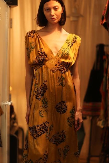 SILK DRESS VICTORIA YELLOW ARTIST - MOMO STUDIO BERLIN - Berlin Concept Store - sustainable & ethical fashion