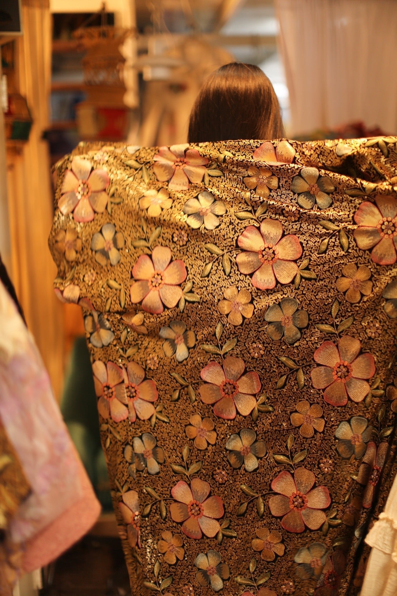 SILK EMBROIDERED KIMONO LONINA - MOMO STUDIO BERLIN - Berlin Concept Store - sustainable & ethical fashion