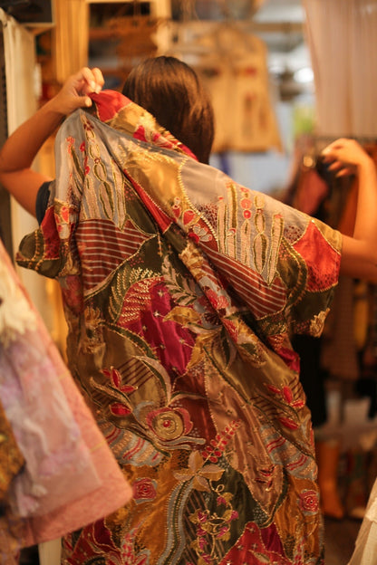SILK EMBROIDERED KIMONO WINNI - MOMO STUDIO BERLIN - Berlin Concept Store - sustainable & ethical fashion