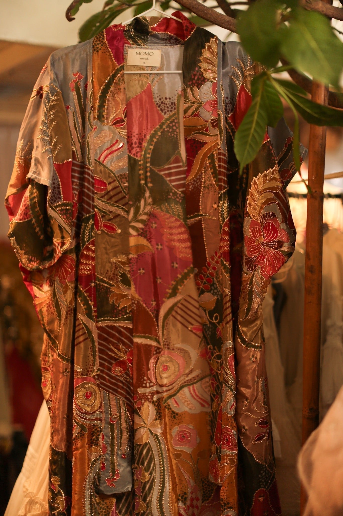 SILK EMBROIDERED KIMONO WINNI - MOMO STUDIO BERLIN - Berlin Concept Store - sustainable & ethical fashion