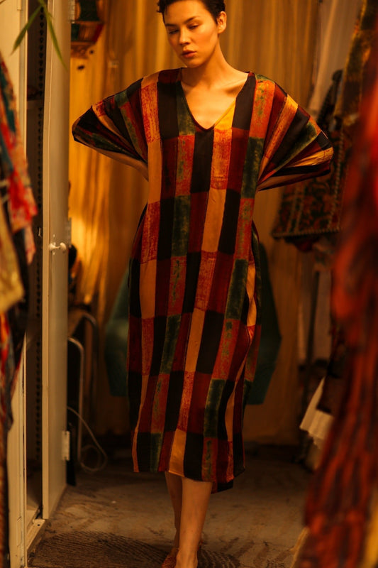 SILK HAND BLOCK PRINT KAFTAN KLARA - MOMO STUDIO BERLIN - Berlin Concept Store - sustainable & ethical fashion