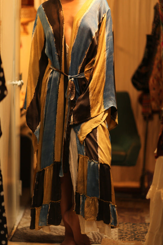 SILK KIMONO PINA LORI EDIT - MOMO STUDIO BERLIN - Berlin Concept Store - sustainable & ethical fashion