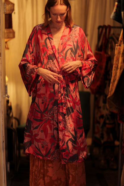 SILK KIMONO PINK JUNGLE - MOMO STUDIO BERLIN - Berlin Concept Store - sustainable & ethical fashion