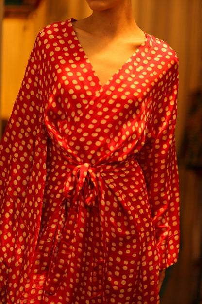 SILK RED XXL KIMONO NURI - MOMO STUDIO BERLIN - Berlin Concept Store - sustainable & ethical fashion