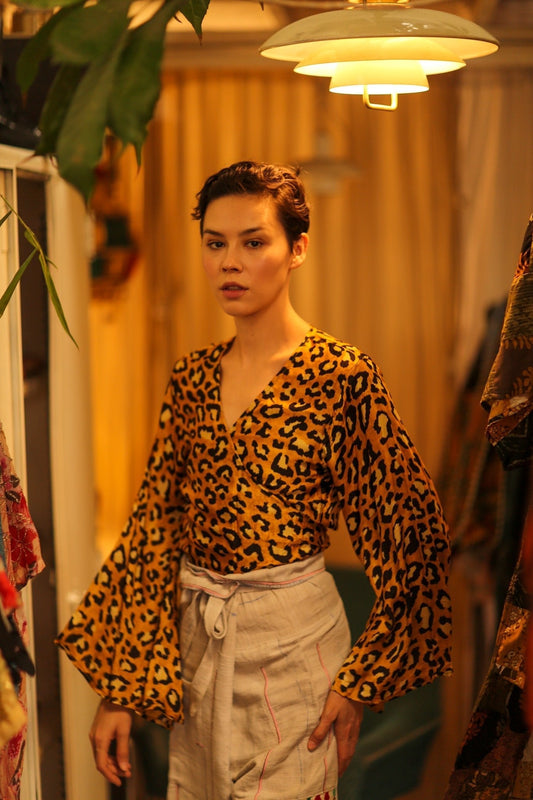 SILK WRAP TOP AURELIA DARK YELLOW LEOPARD - MOMO STUDIO BERLIN - Berlin Concept Store - sustainable & ethical fashion