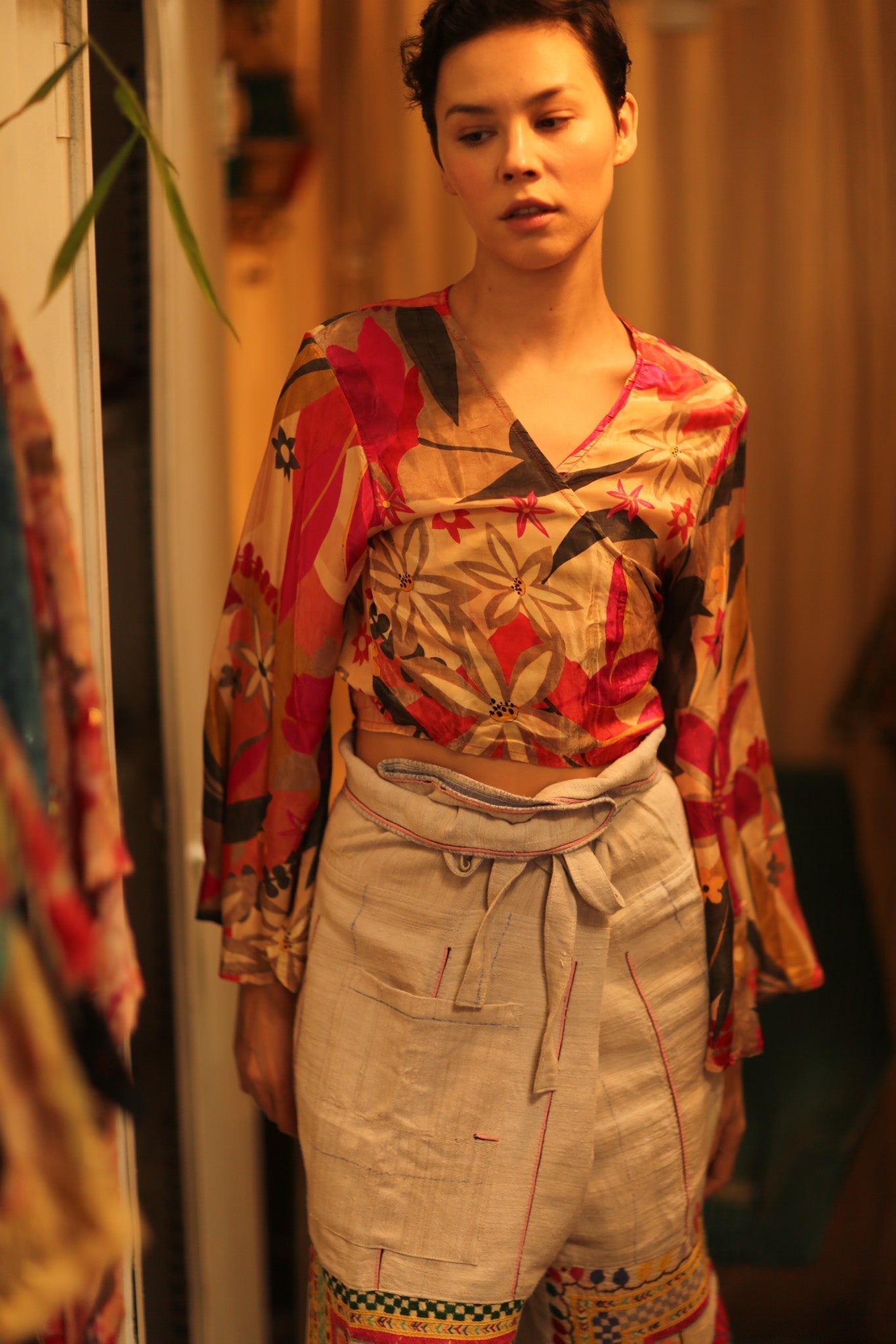 SILK WRAP TOP AURELIA FLOWERS BLOOM - MOMO STUDIO BERLIN - Berlin Concept Store - sustainable & ethical fashion