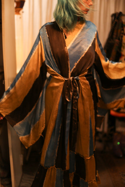 SILK XXL WING KIMONO LORI - MOMO STUDIO BERLIN - Berlin Concept Store - sustainable & ethical fashion