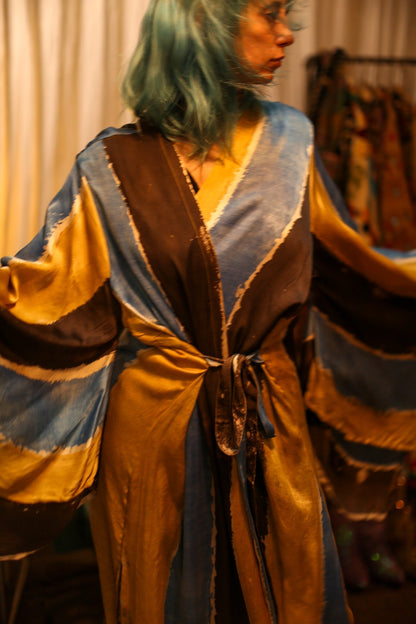 SILK XXL WING KIMONO LORI - MOMO STUDIO BERLIN - Berlin Concept Store - sustainable & ethical fashion