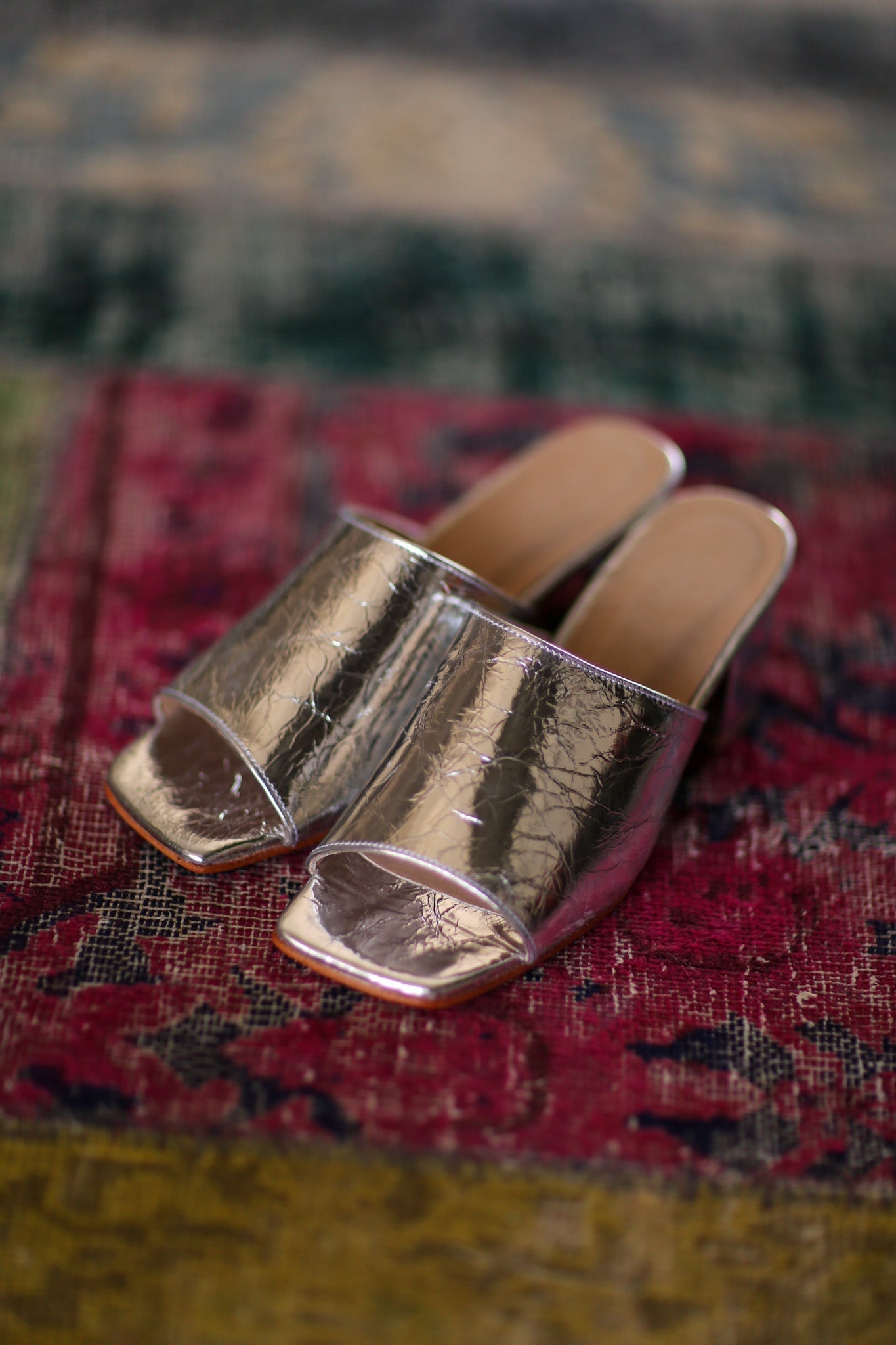 SILVER CRACKED METALLIC HEELED MULES PERRY - MOMO STUDIO BERLIN - Berlin Concept Store - sustainable & ethical fashion