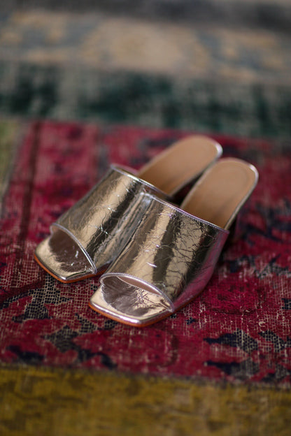 SILVER CRACKED METALLIC HEELED MULES PERRY - MOMO STUDIO BERLIN - Berlin Concept Store - sustainable & ethical fashion