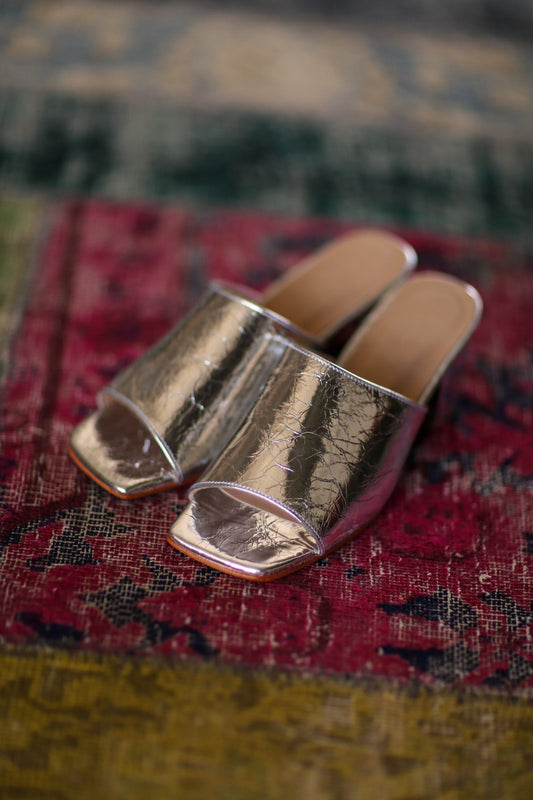 SILVER CRACKED METALLIC HEELED MULES PERRY - MOMO STUDIO BERLIN - Berlin Concept Store - sustainable & ethical fashion