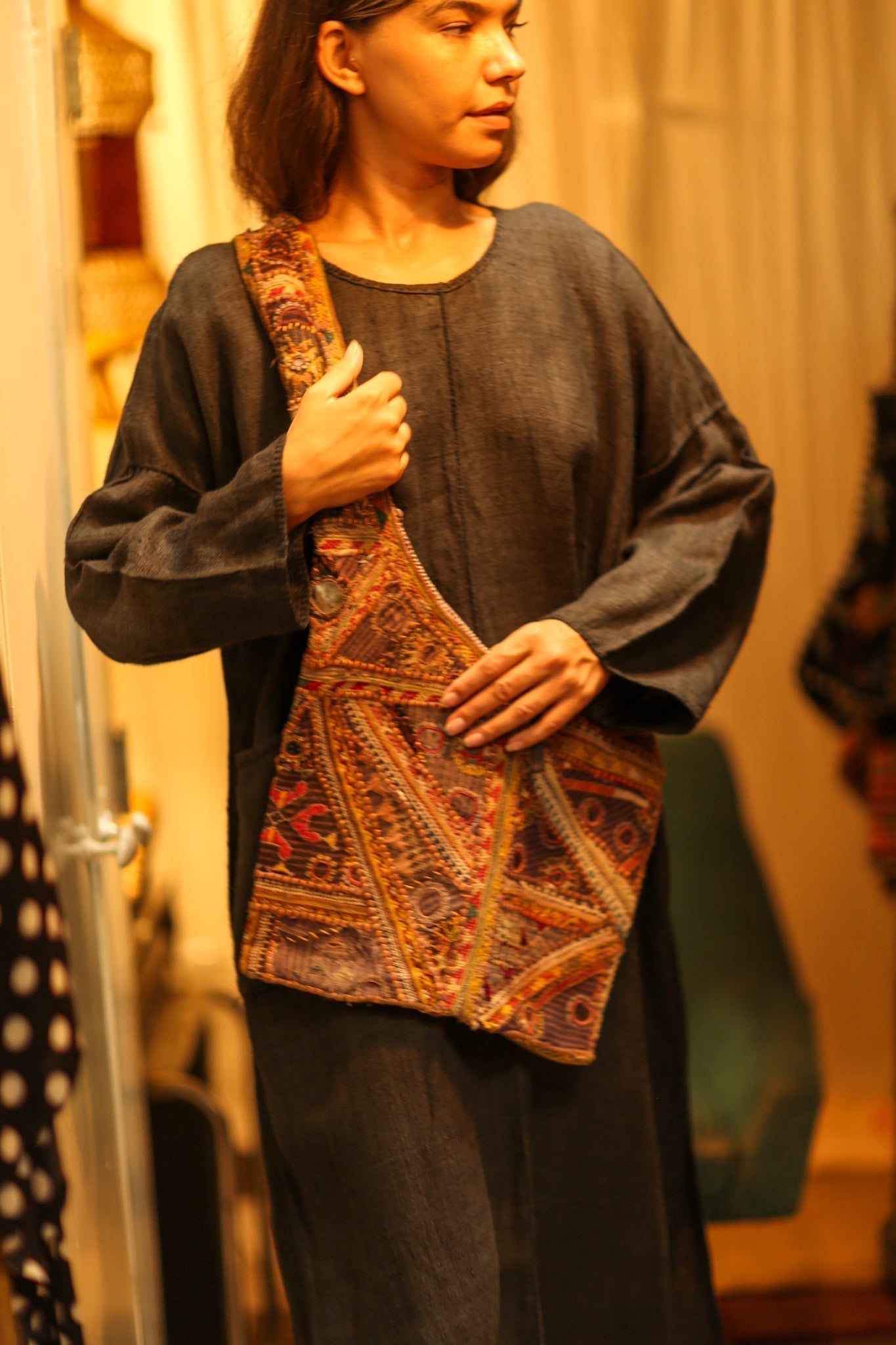TAHNEE EMBROIDERED BAG - MOMO STUDIO BERLIN - Berlin Concept Store - sustainable & ethical fashion
