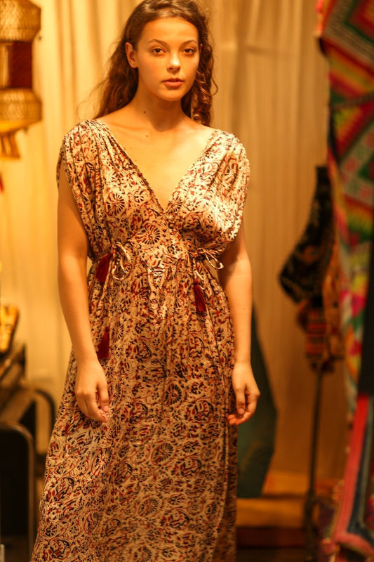 VICTORIA DRESS SILK CIRCUS RED - MOMO STUDIO BERLIN - Berlin Concept Store - sustainable & ethical fashion