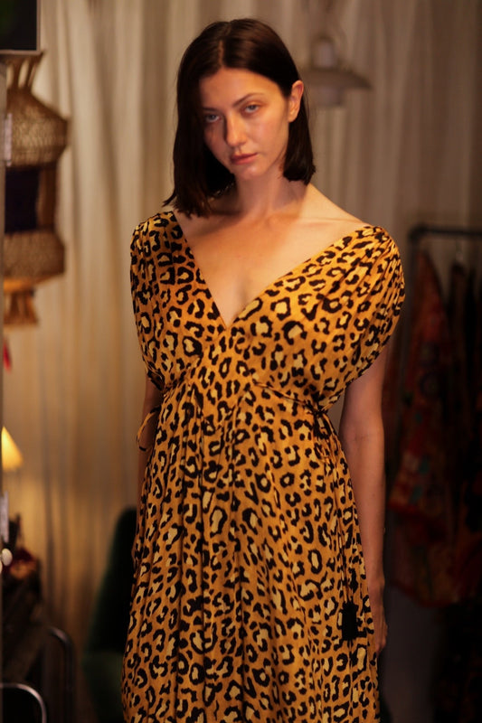 VICTORIA SILK DRESS LEO - MOMO STUDIO BERLIN - Berlin Concept Store - sustainable & ethical fashion
