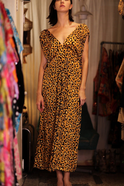 VICTORIA SILK DRESS LEO - MOMO STUDIO BERLIN - Berlin Concept Store - sustainable & ethical fashion