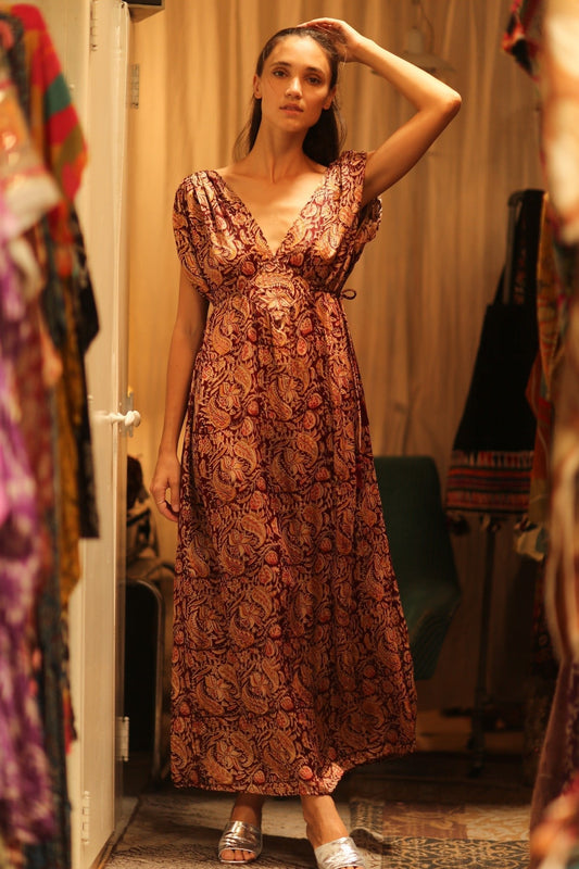 VICTORIA SILK DRESS PAISLEY BROWN - MOMO STUDIO BERLIN - Berlin Concept Store - sustainable & ethical fashion