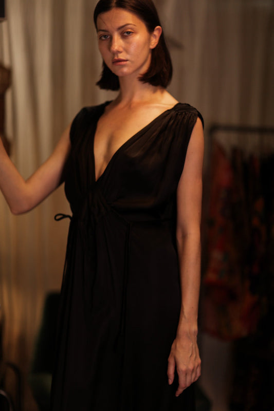 VICTORIA SILK DRESS PITCH BLACK - MOMO STUDIO BERLIN - Berlin Concept Store - sustainable & ethical fashion