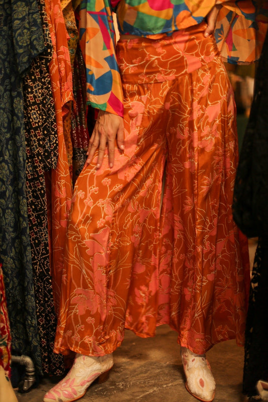 WIDE LEG SILK PANTS RUBY - MOMO STUDIO BERLIN - Berlin Concept Store - sustainable & ethical fashion