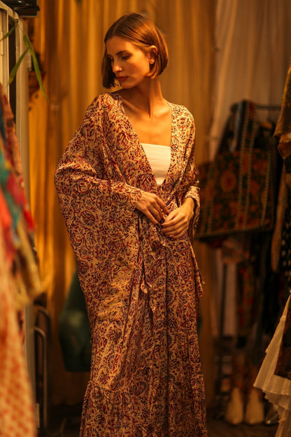 XXL WING SILK KIMONO PINA - MOMO STUDIO BERLIN - Berlin Concept Store - sustainable & ethical fashion