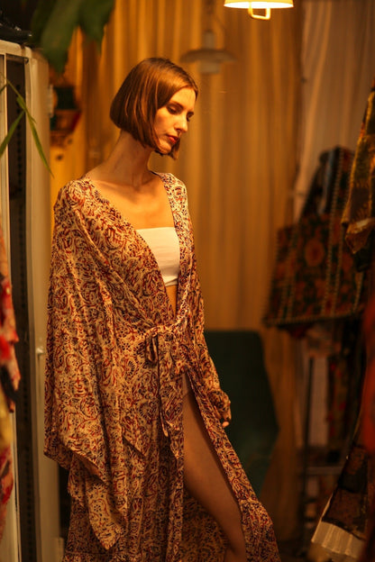 XXL WING SILK KIMONO PINA - MOMO STUDIO BERLIN - Berlin Concept Store - sustainable & ethical fashion