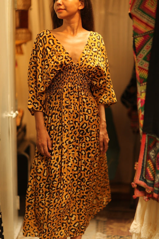 ZURI SILK DRESS LEO PRINT - MOMO STUDIO BERLIN - Berlin Concept Store - sustainable & ethical fashion